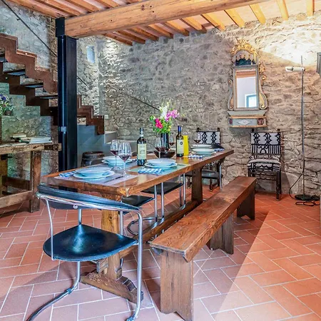 La Casa Nel Bosco D'arte- Greve In Chianti, House With Private Garden Villa *